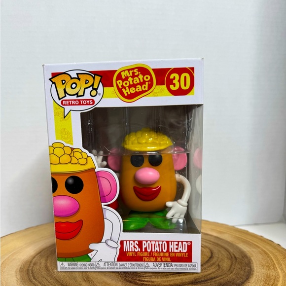 Funko Mrs. Potato Head Retro POP Toy Figurine.  (2-N) - Picture 1 of 4